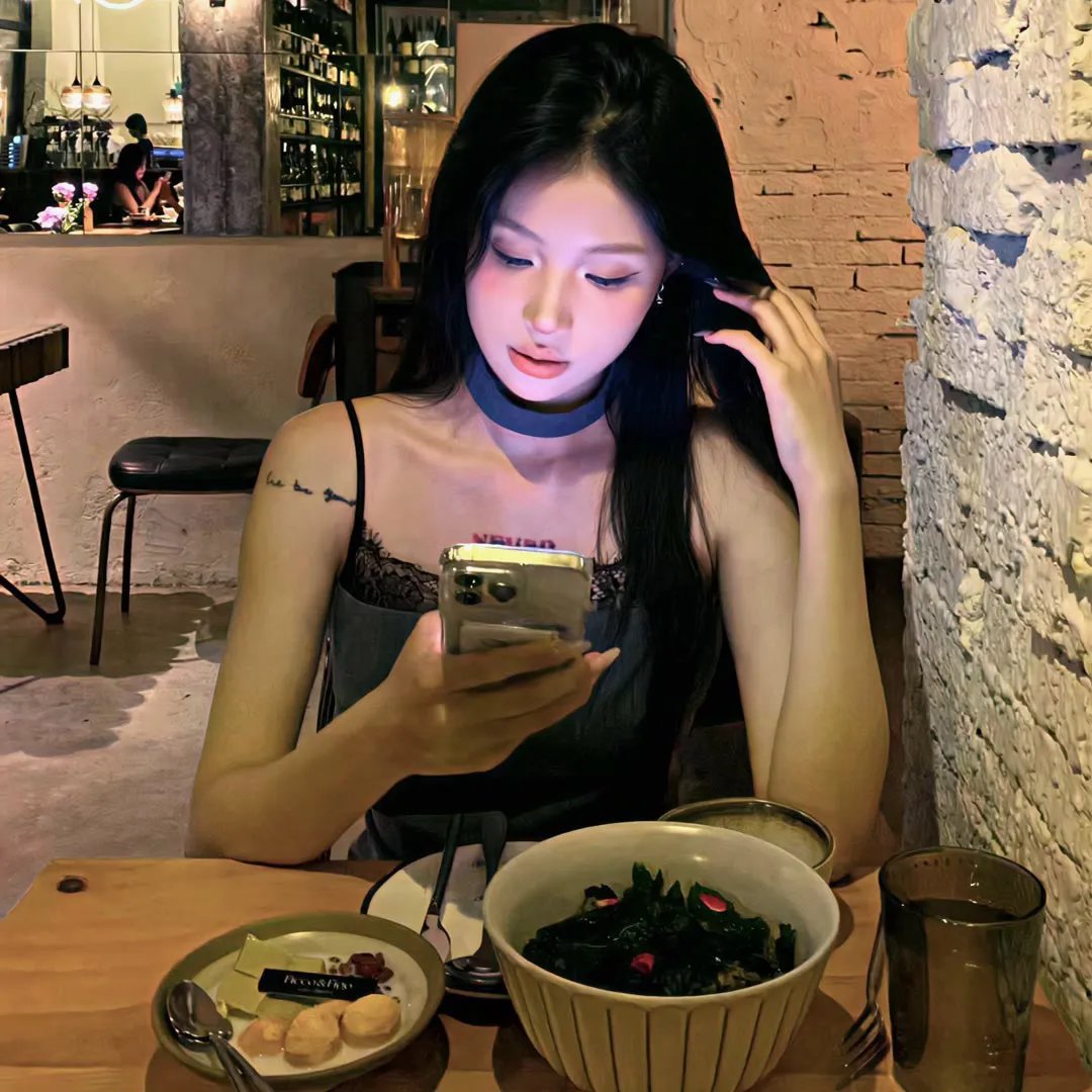 夜深情更深